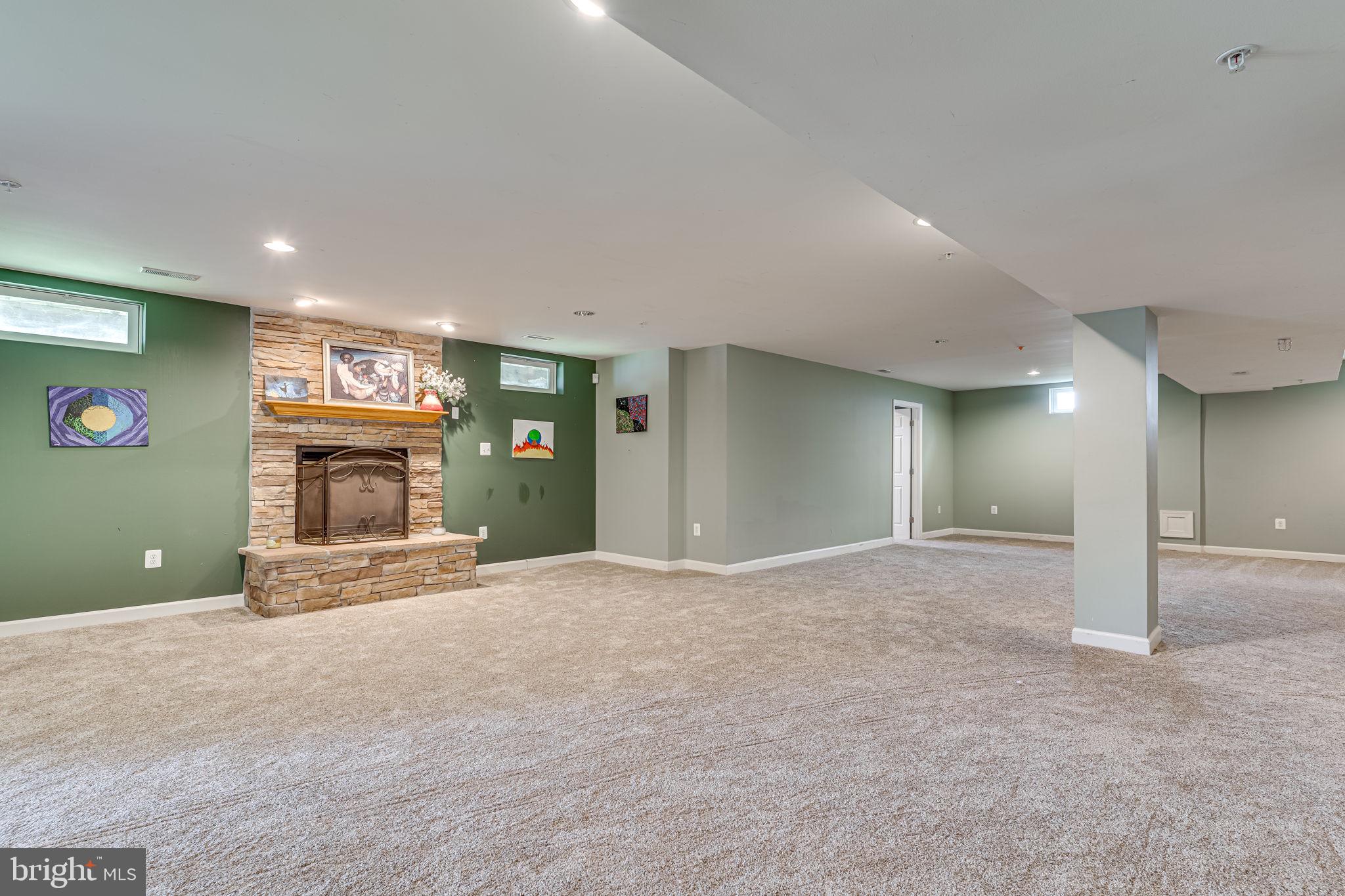 CROSS CREEK CLUB - Residential