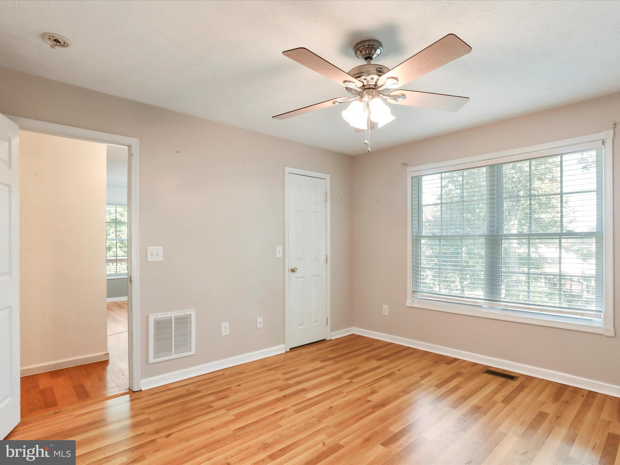 MIDDLE CREEK - Residential