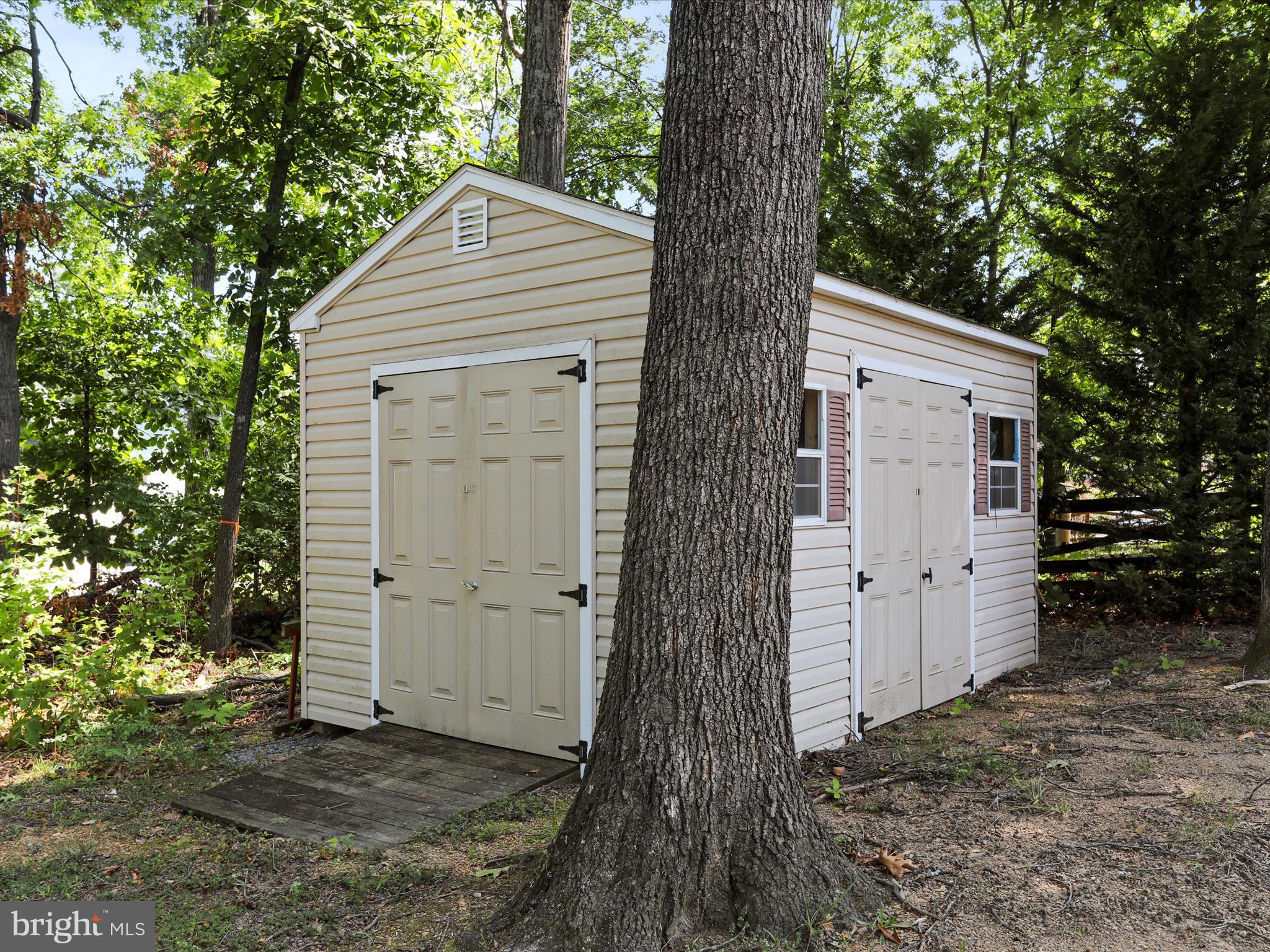 MIDDLE CREEK - Residential