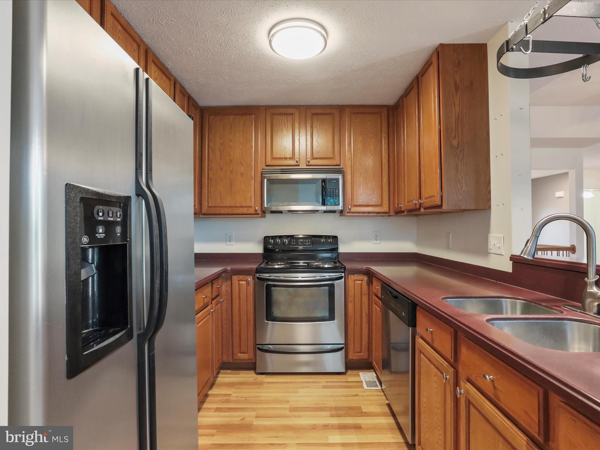 MIDDLE CREEK - Residential