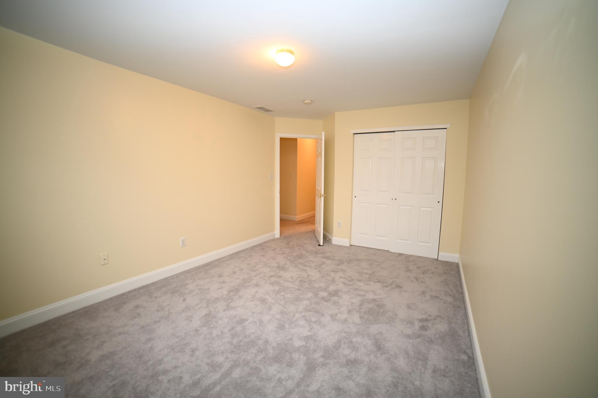 GREENBRIAR - Residential Lease