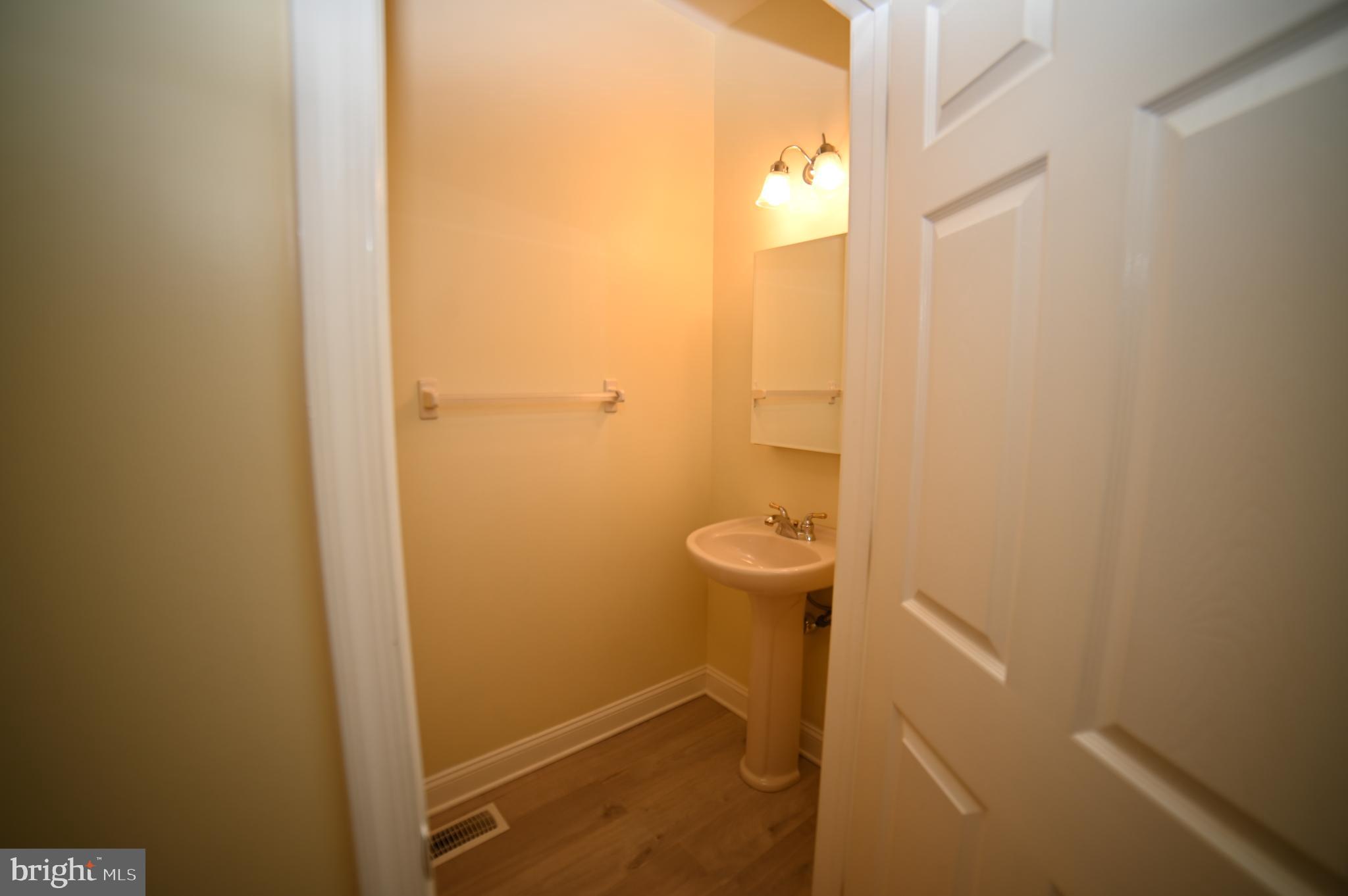 GREENBRIAR - Residential Lease