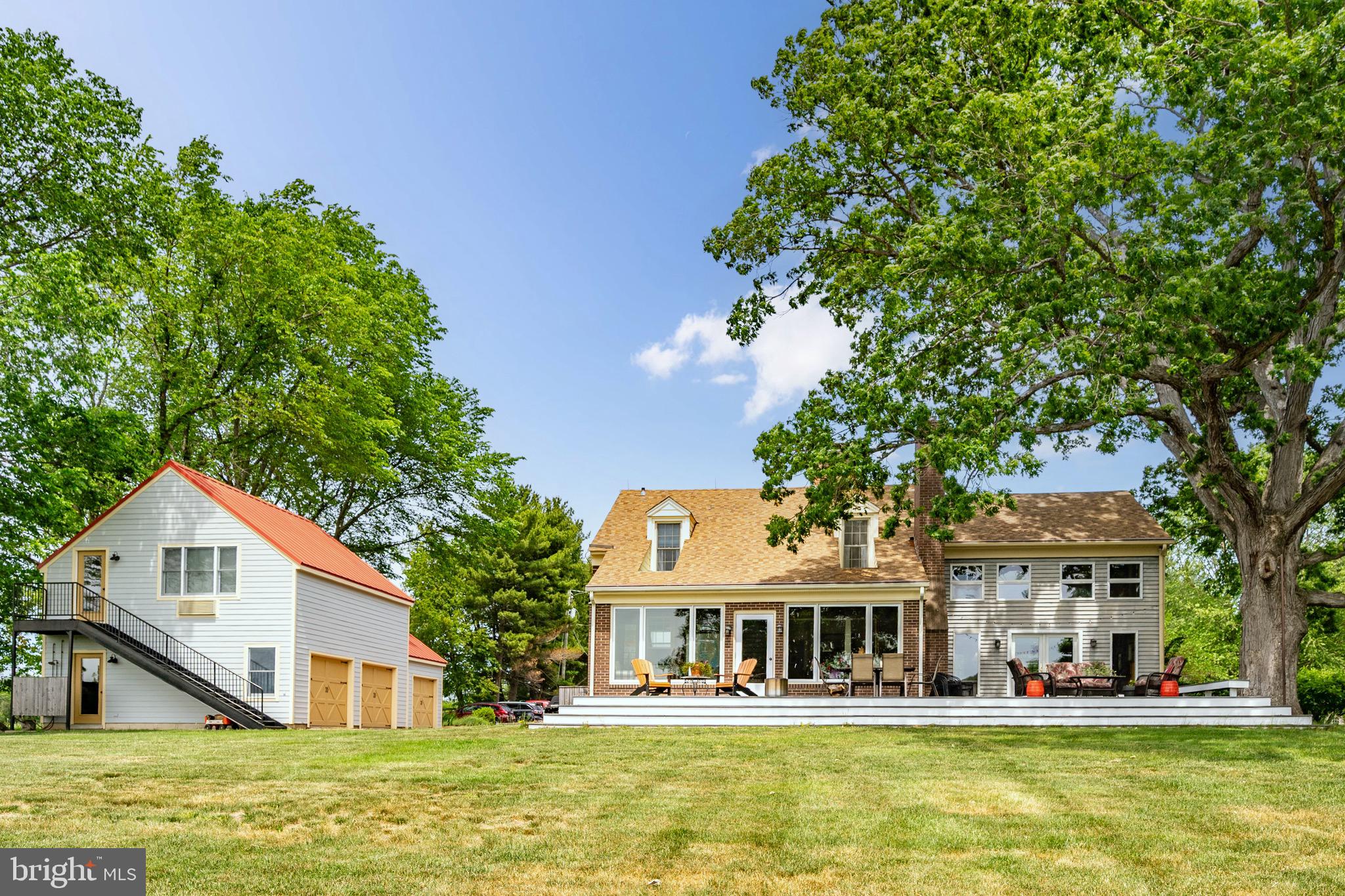 PIONEER POINT - Residential