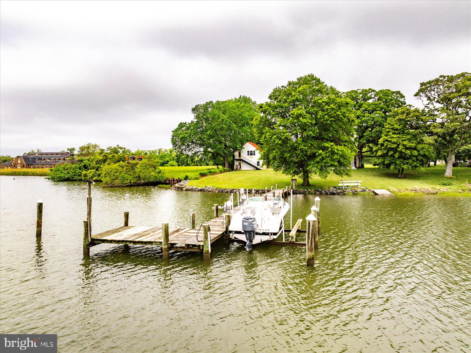 PIONEER POINT - Residential