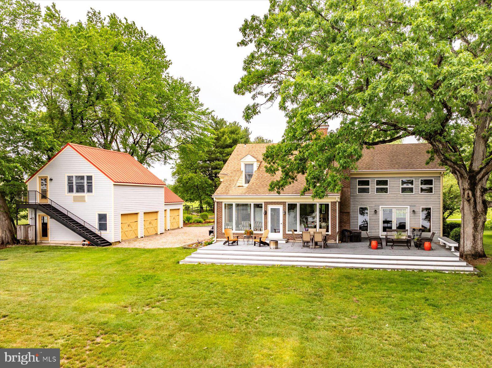 PIONEER POINT - Residential