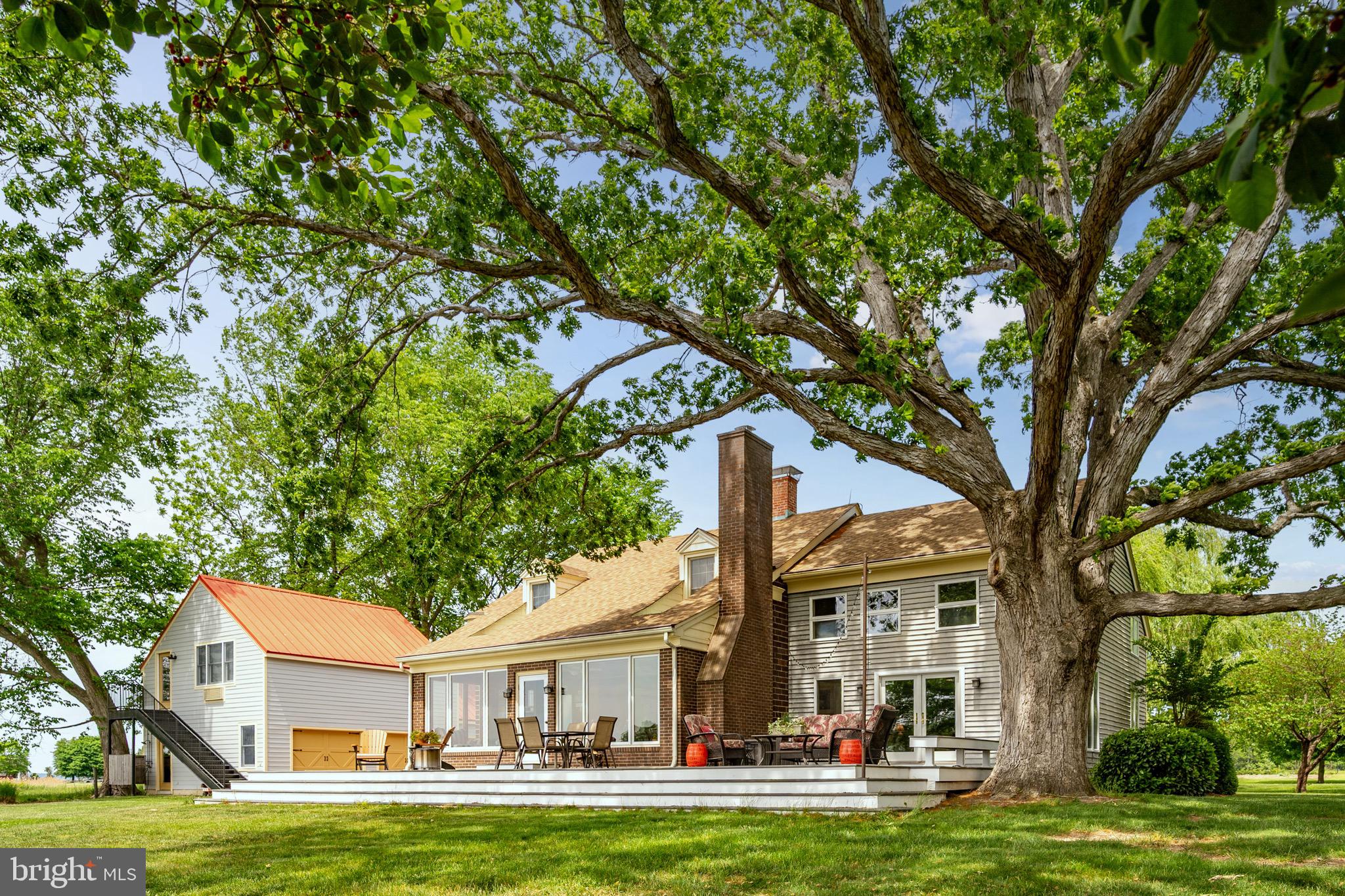 PIONEER POINT - Residential