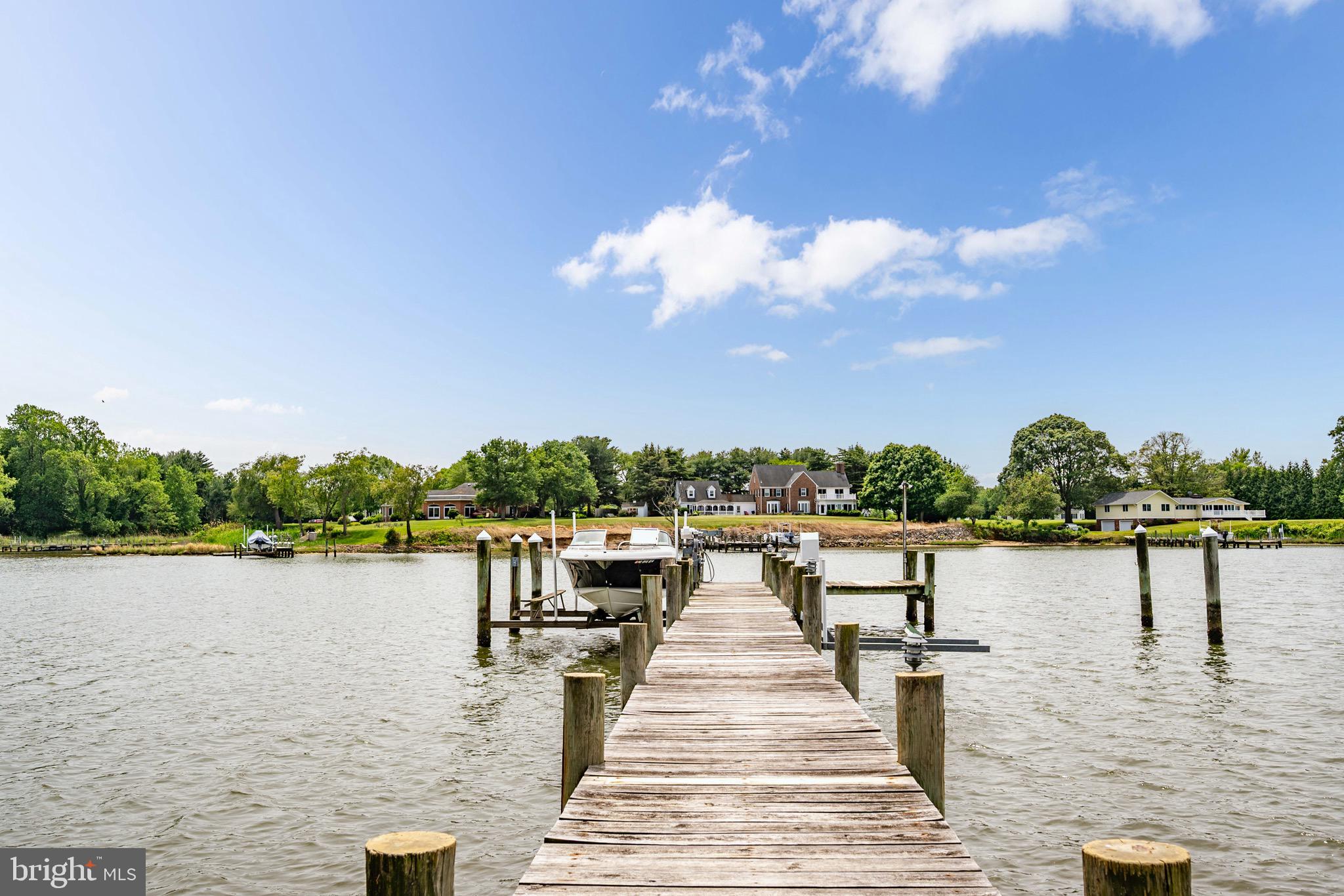 PIONEER POINT - Residential