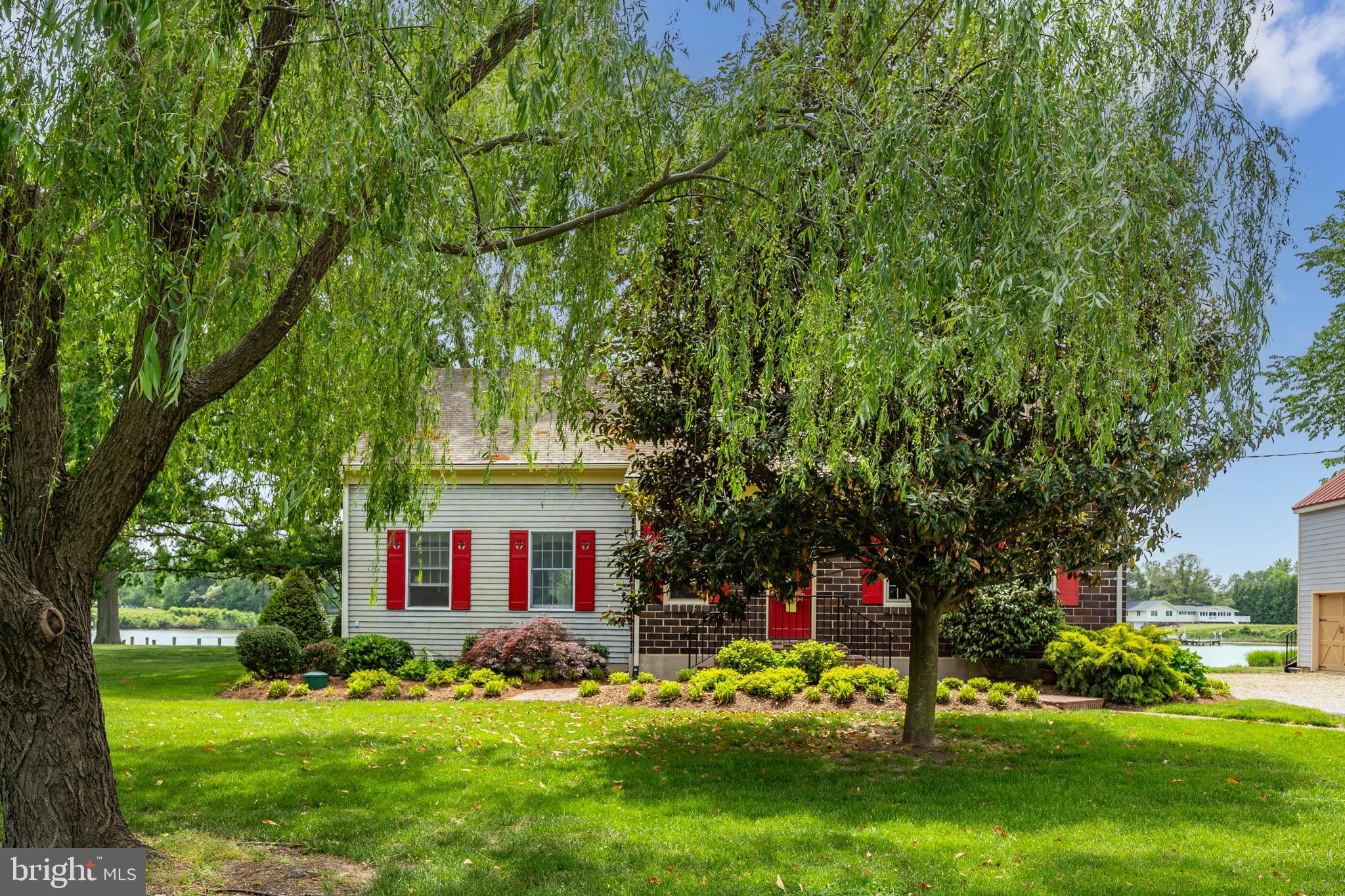 PIONEER POINT - Residential