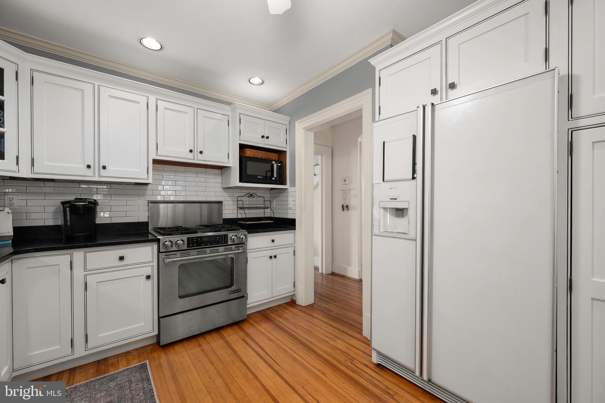 PIONEER POINT - Residential