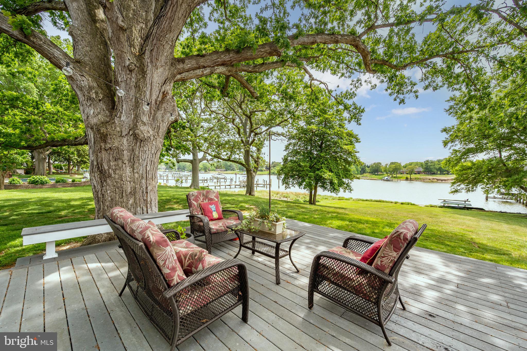 PIONEER POINT - Residential