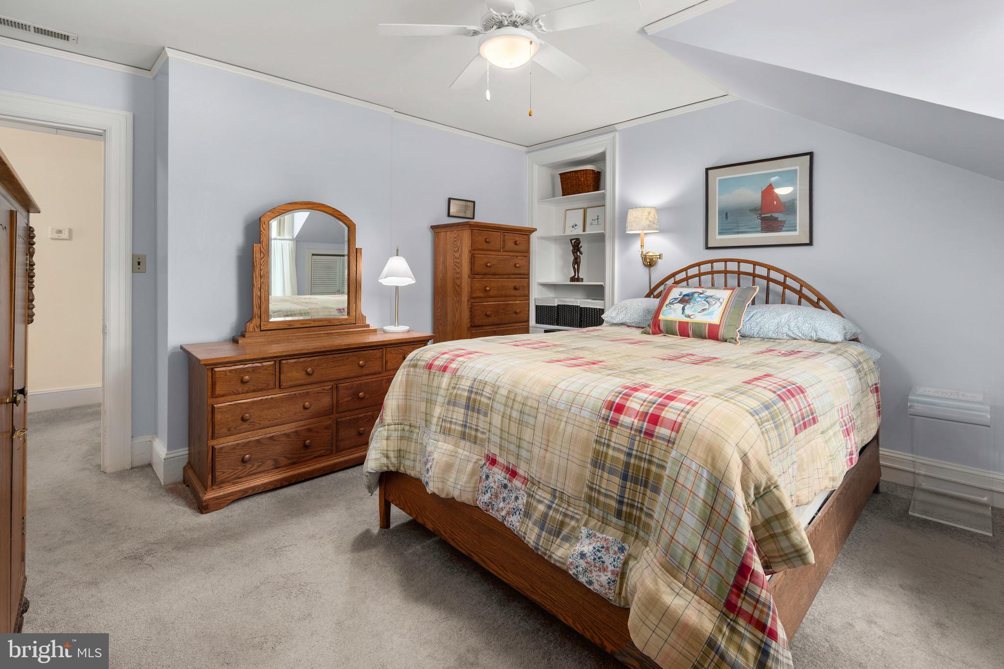 PIONEER POINT - Residential