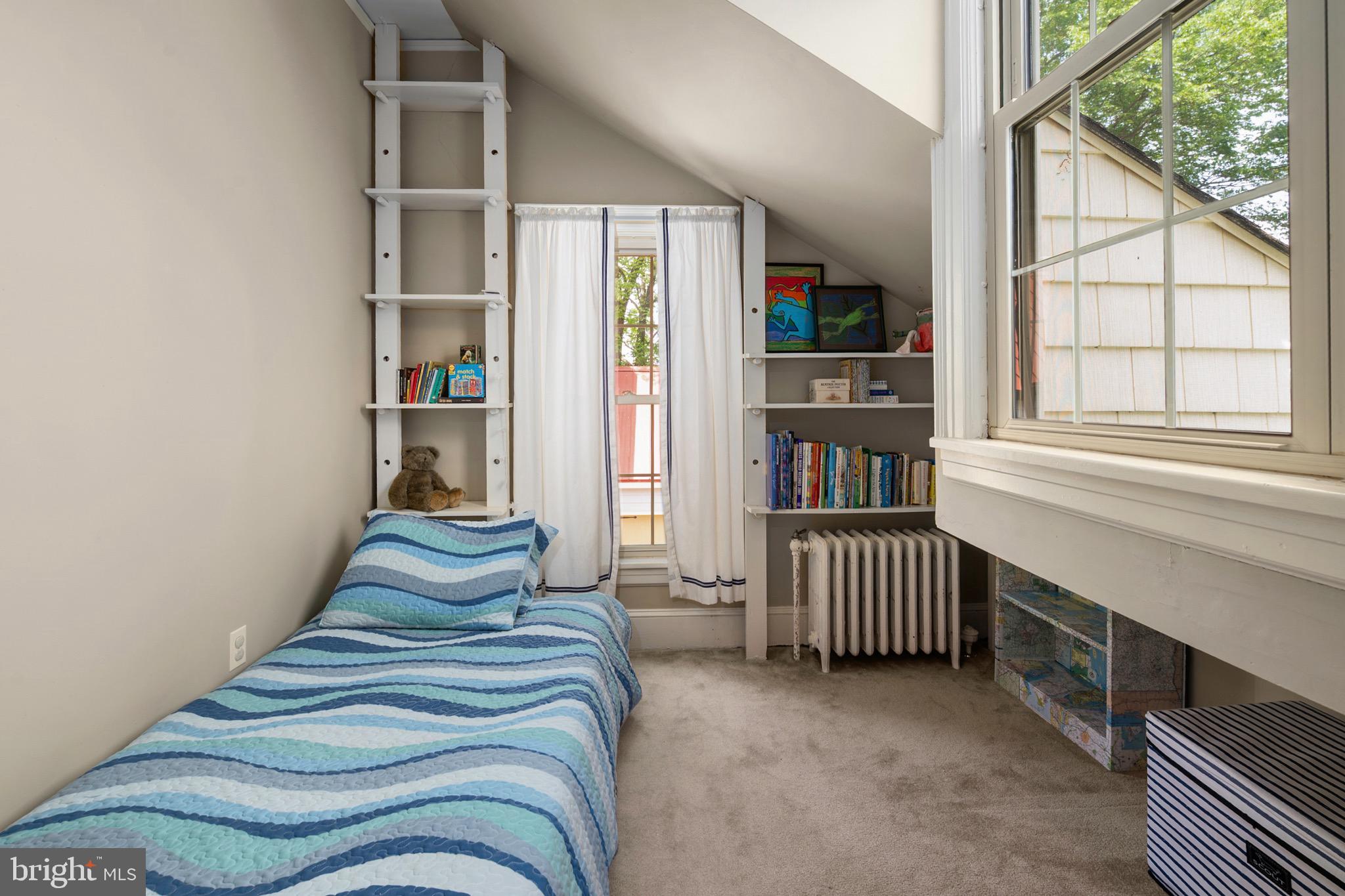 PIONEER POINT - Residential