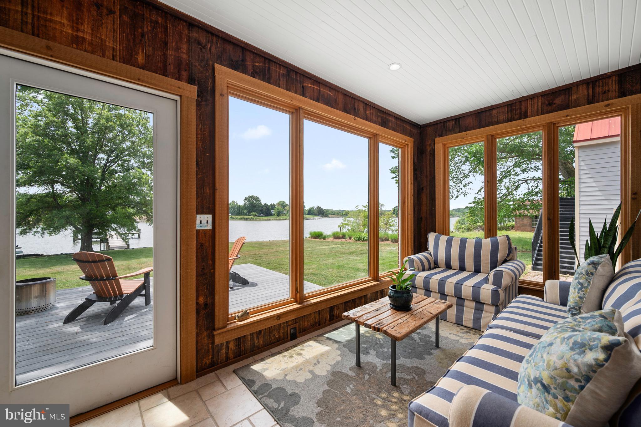 PIONEER POINT - Residential