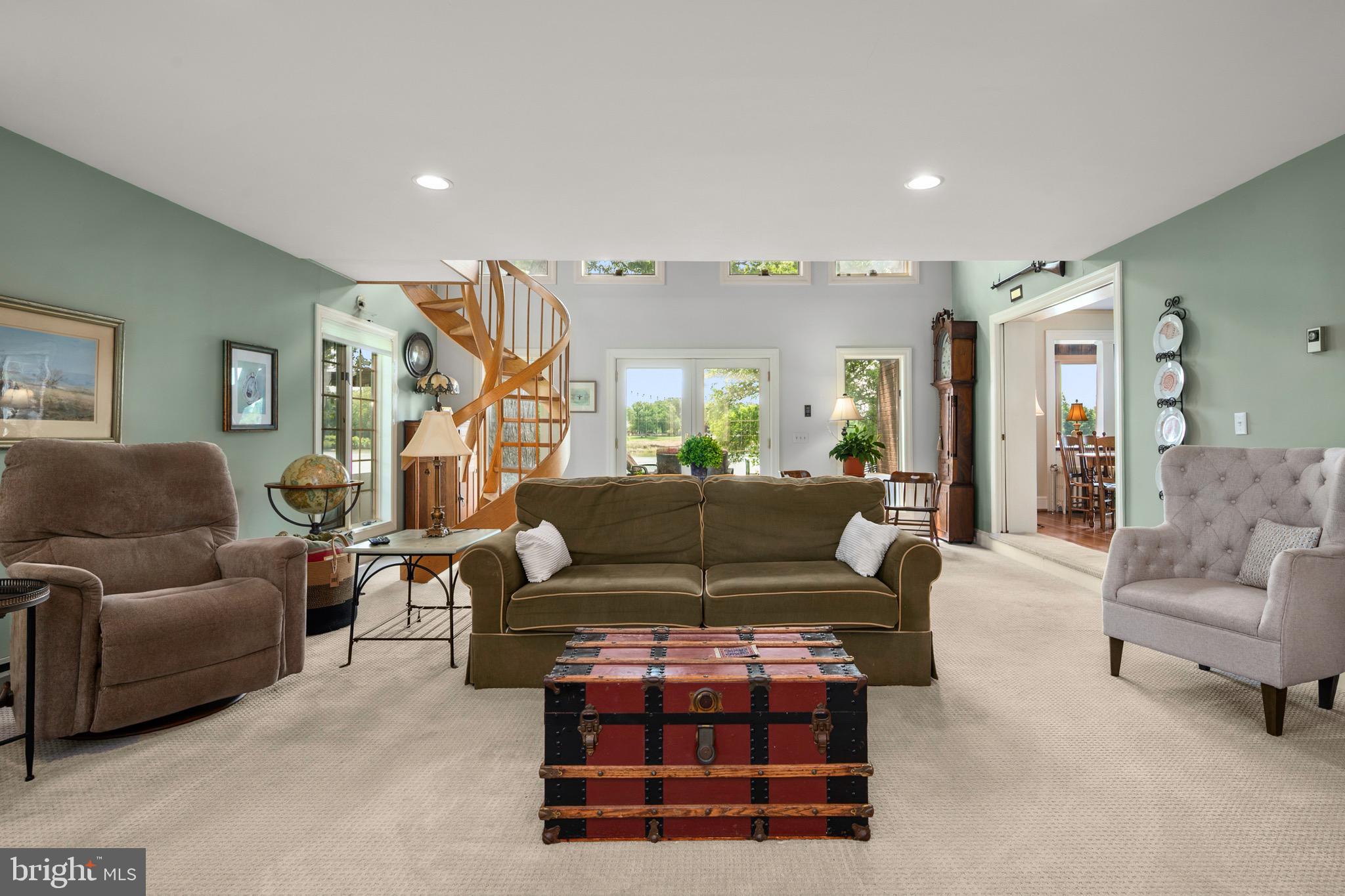 PIONEER POINT - Residential