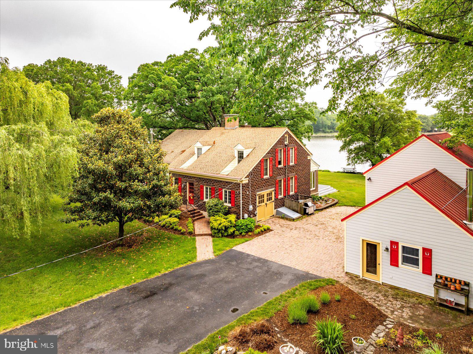 257 BULLE ROCK DRIVE