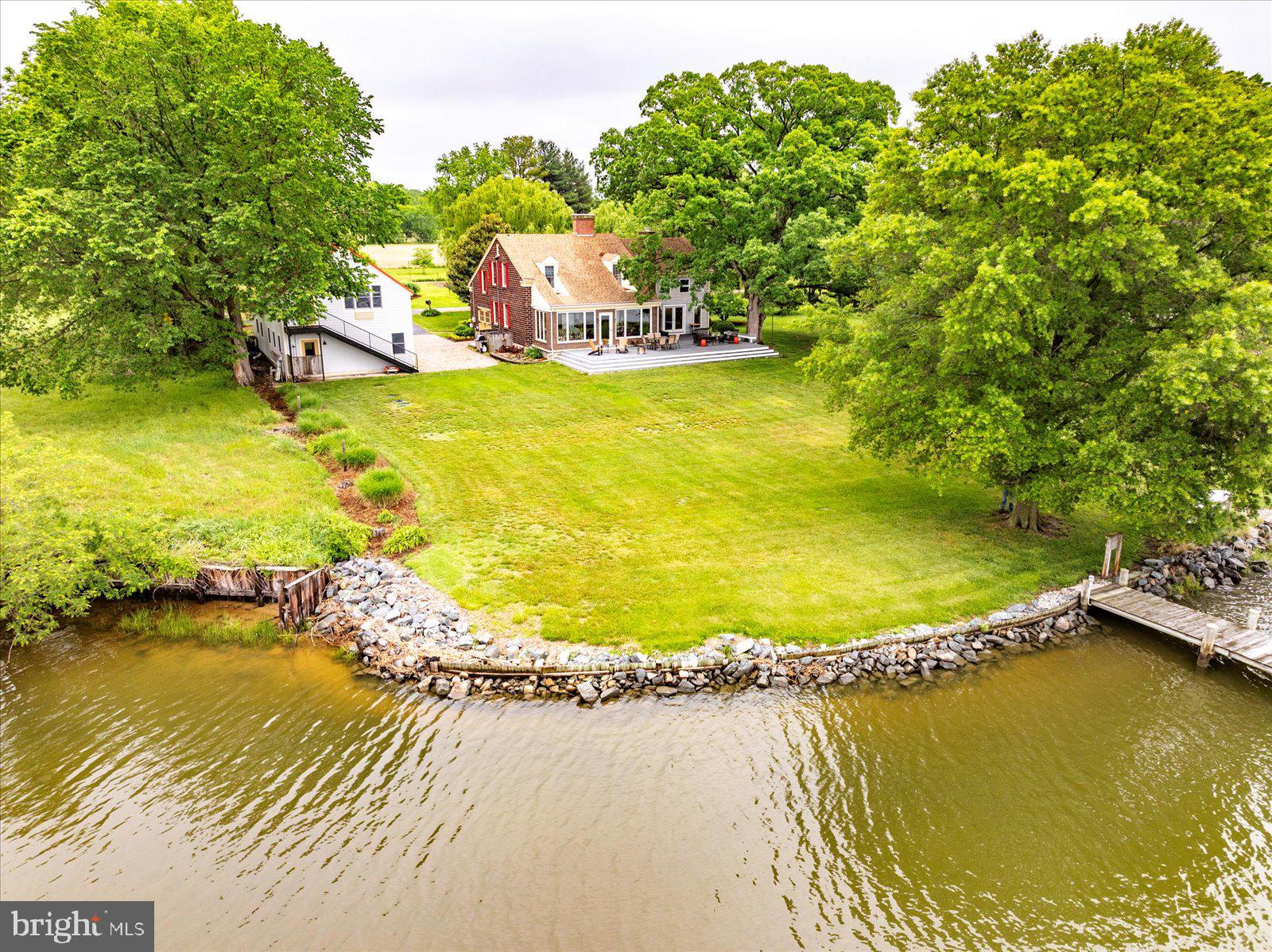 PIONEER POINT - Residential