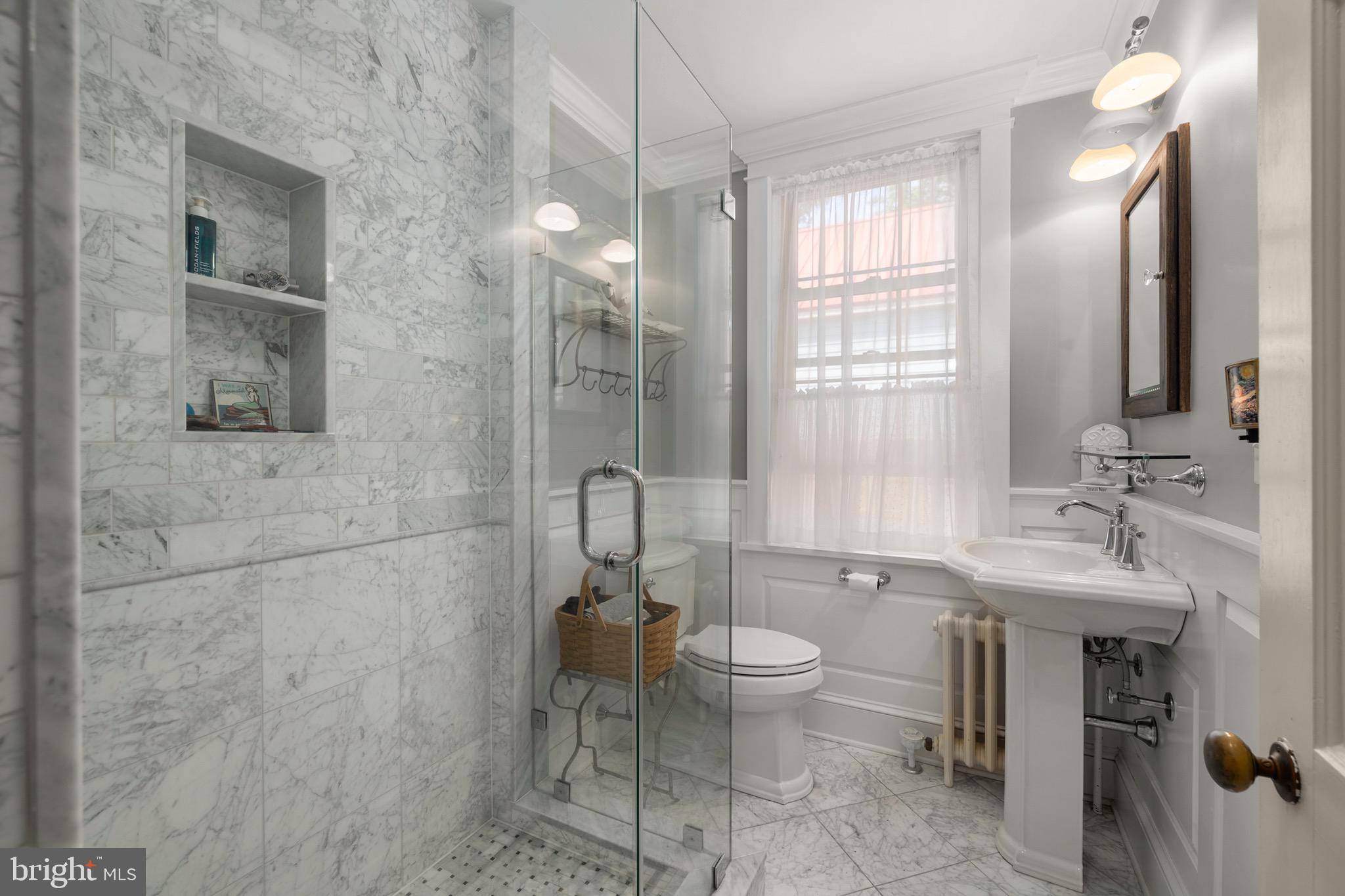 PIONEER POINT - Residential