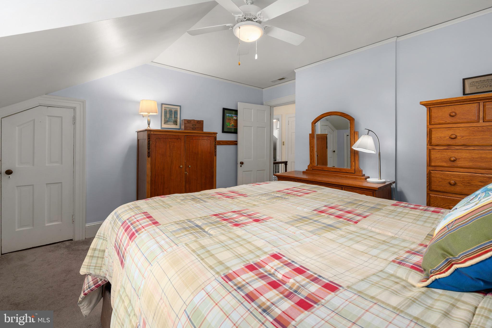 PIONEER POINT - Residential