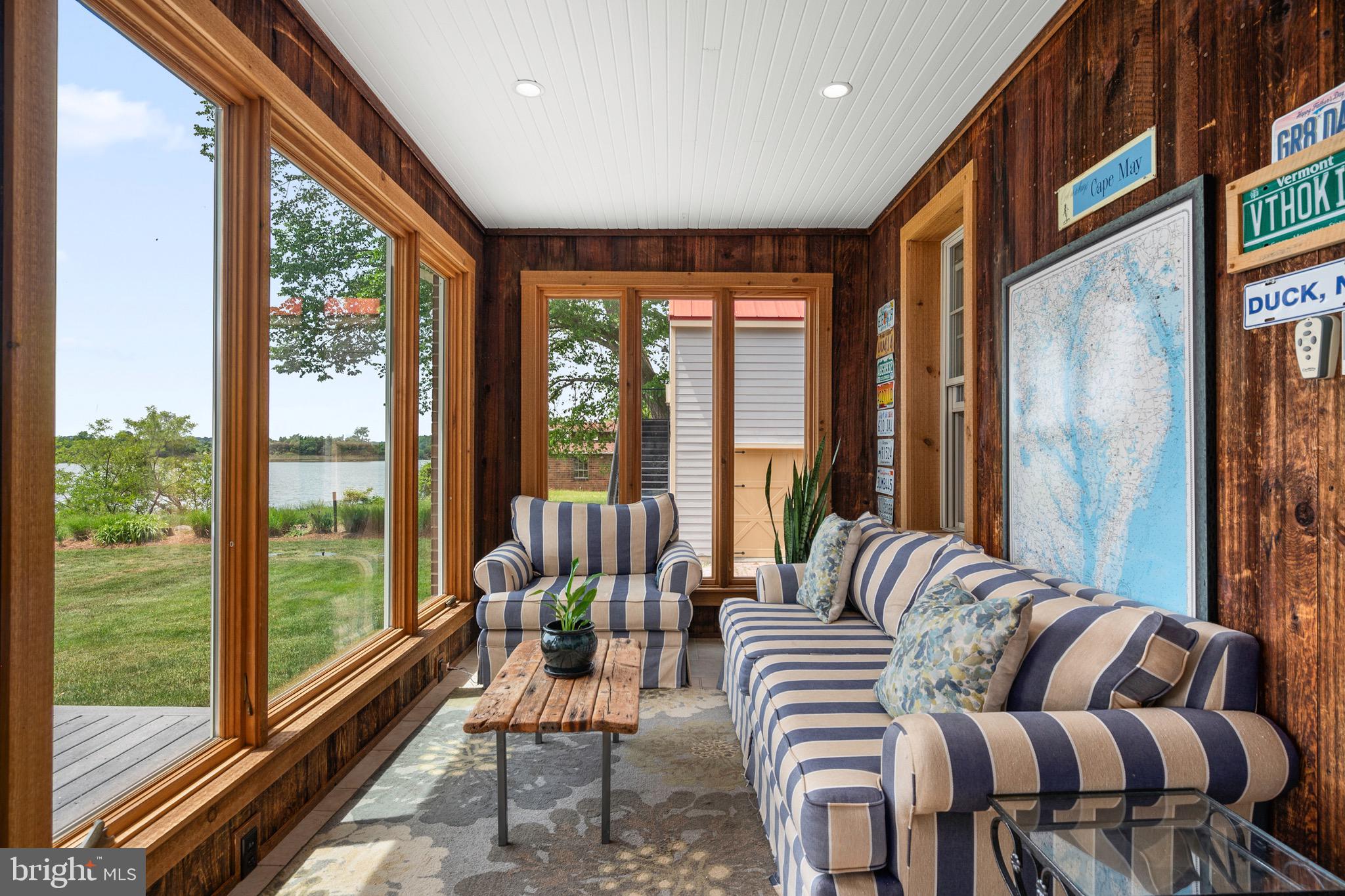 PIONEER POINT - Residential