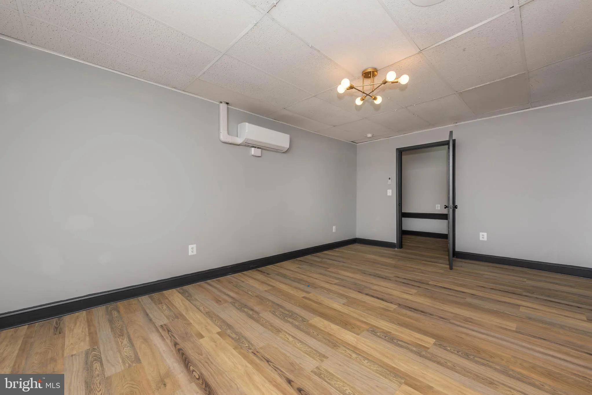 Rosedale, Maryland 21237, United States, ,Residential,Active,43569
