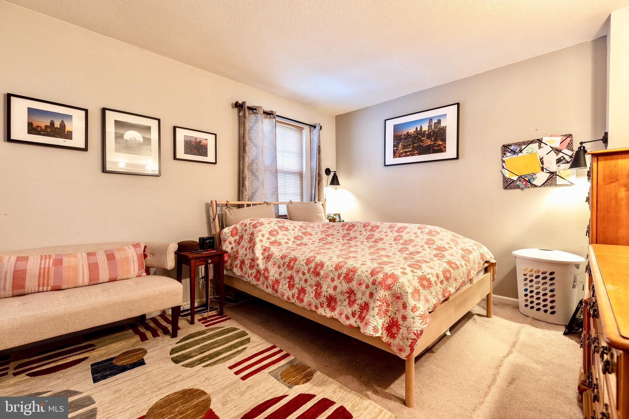 LANSDALE - Residential