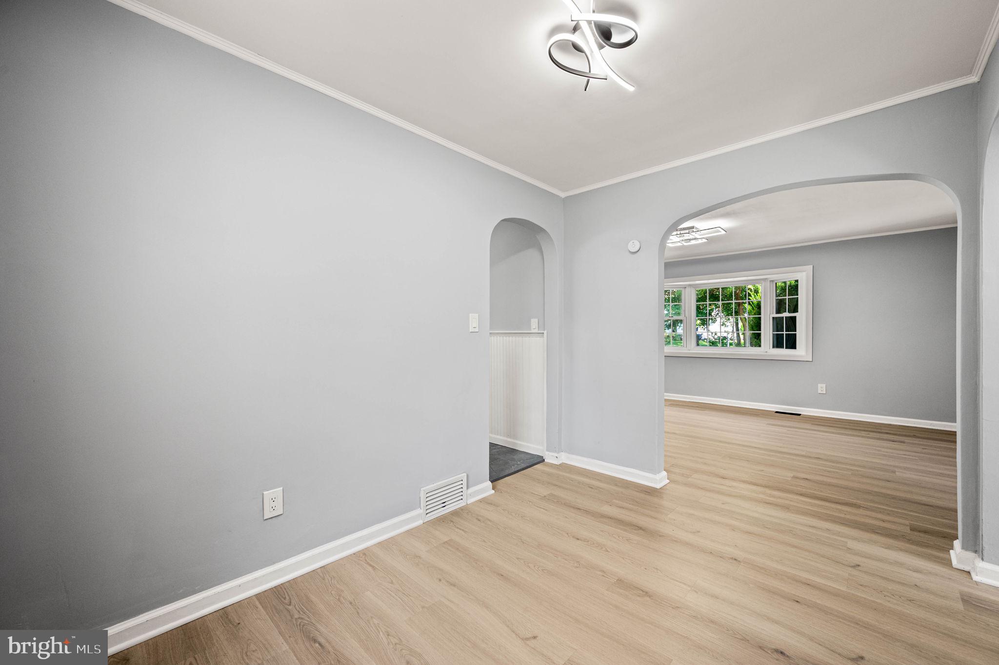 EDGELY - Residential