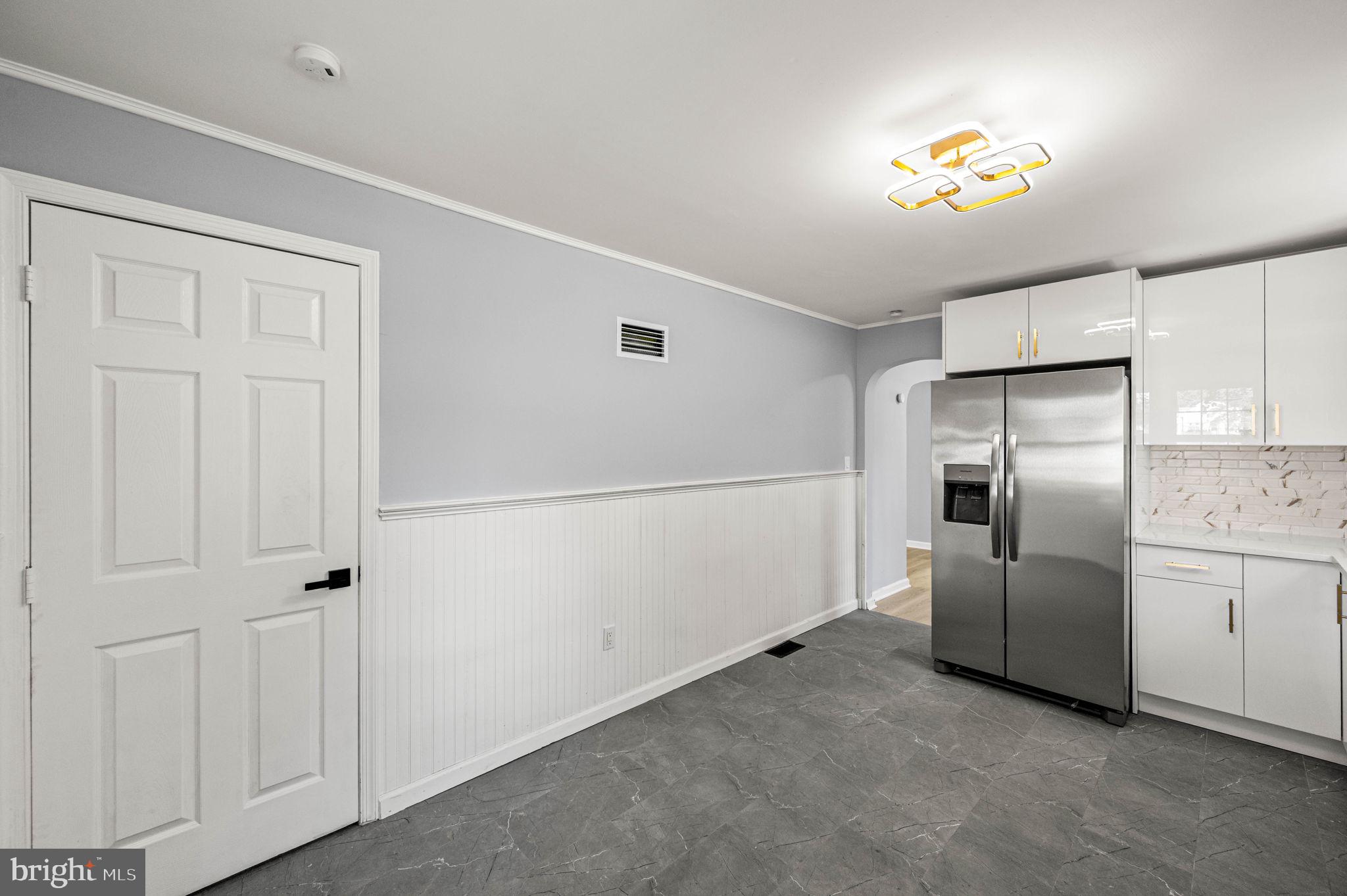 EDGELY - Residential