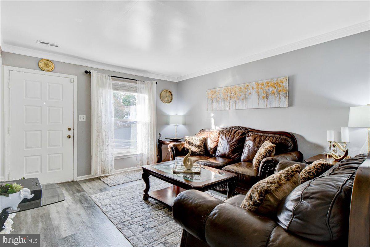 STAFFORD MEADOWS - Residential