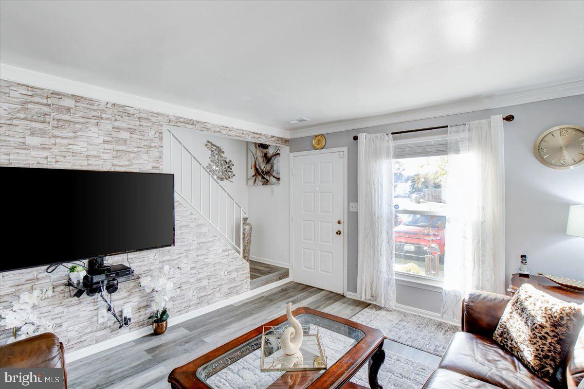 STAFFORD MEADOWS - Residential