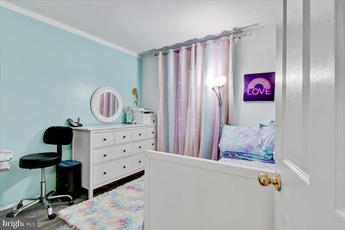 STAFFORD MEADOWS - Residential