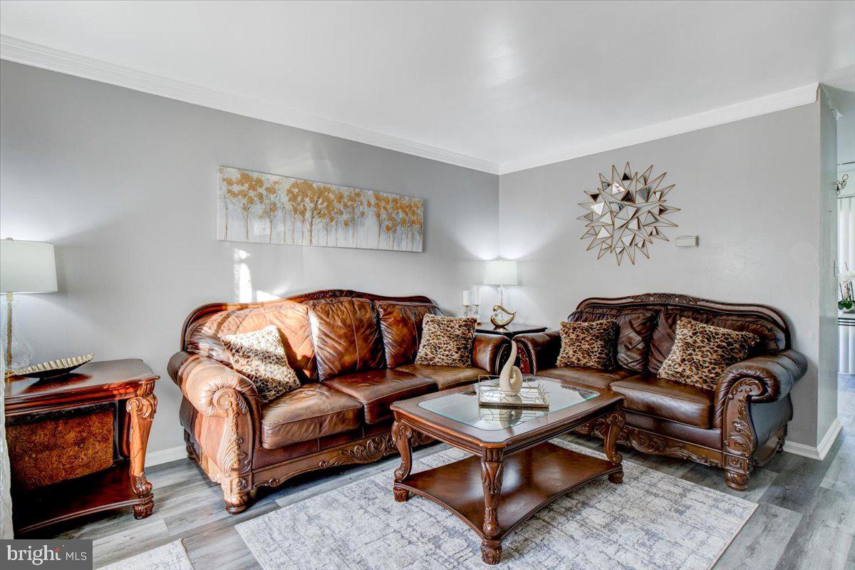 STAFFORD MEADOWS - Residential