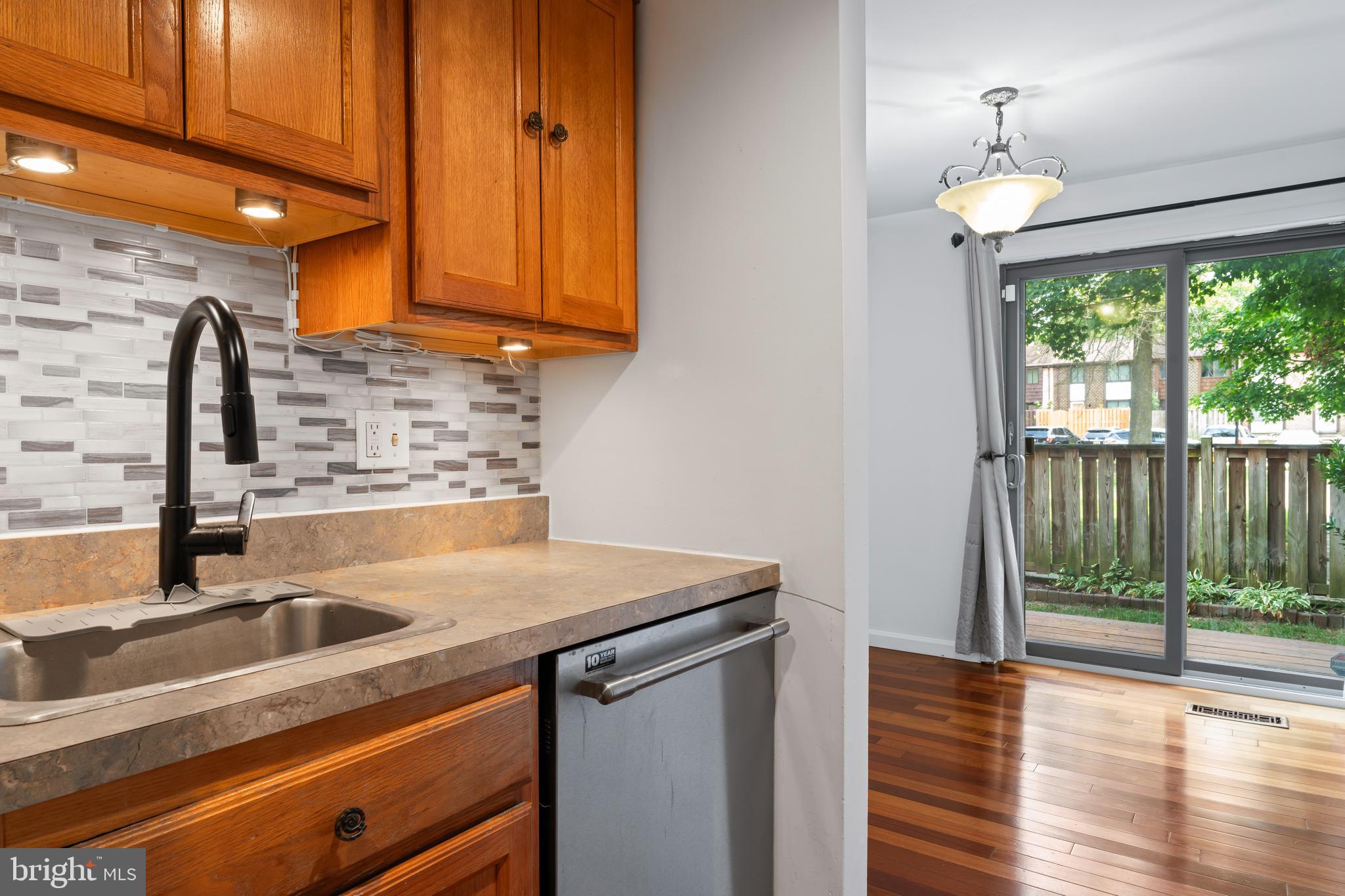 GREENLEAF - Residential Lease