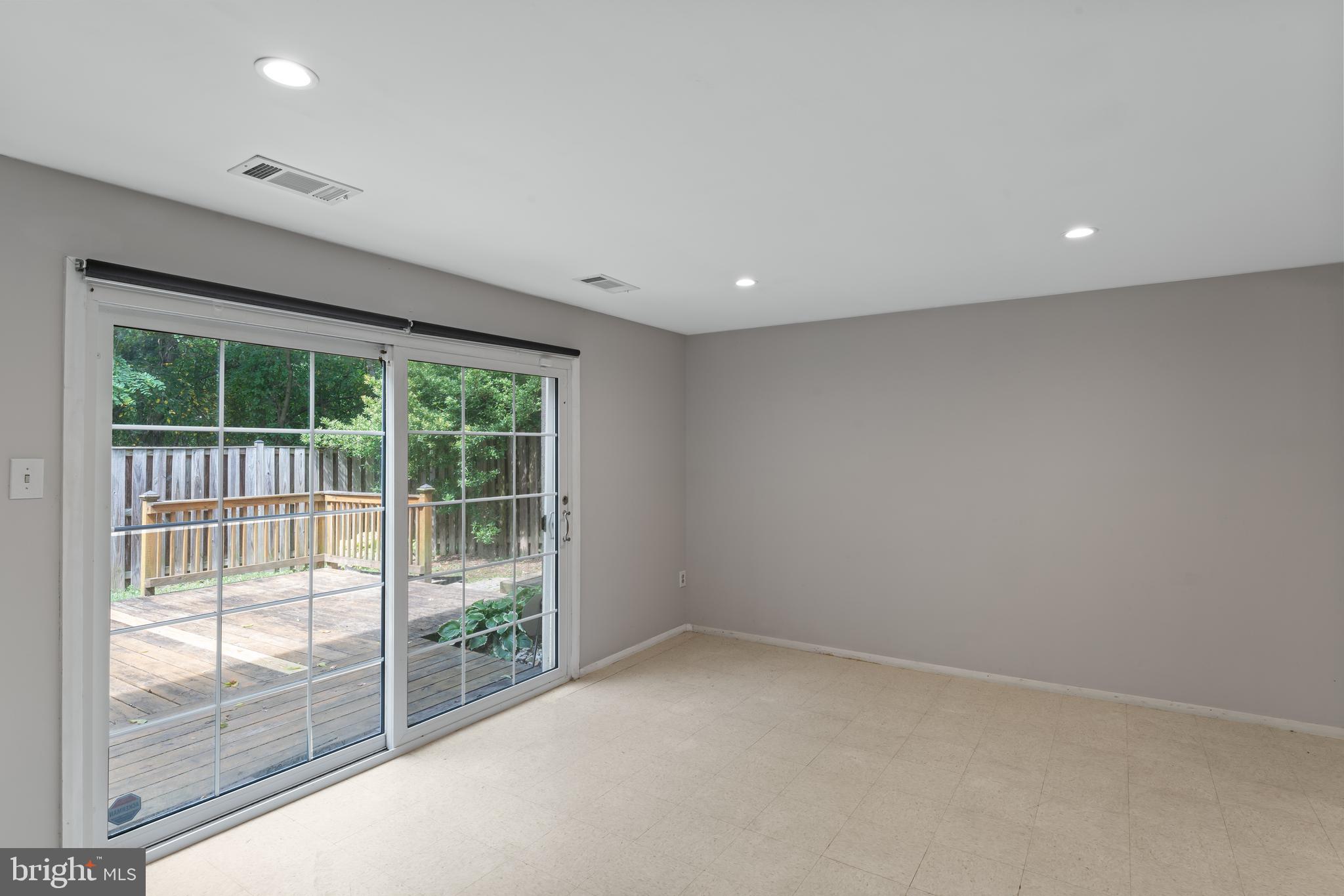 GREENLEAF - Residential Lease