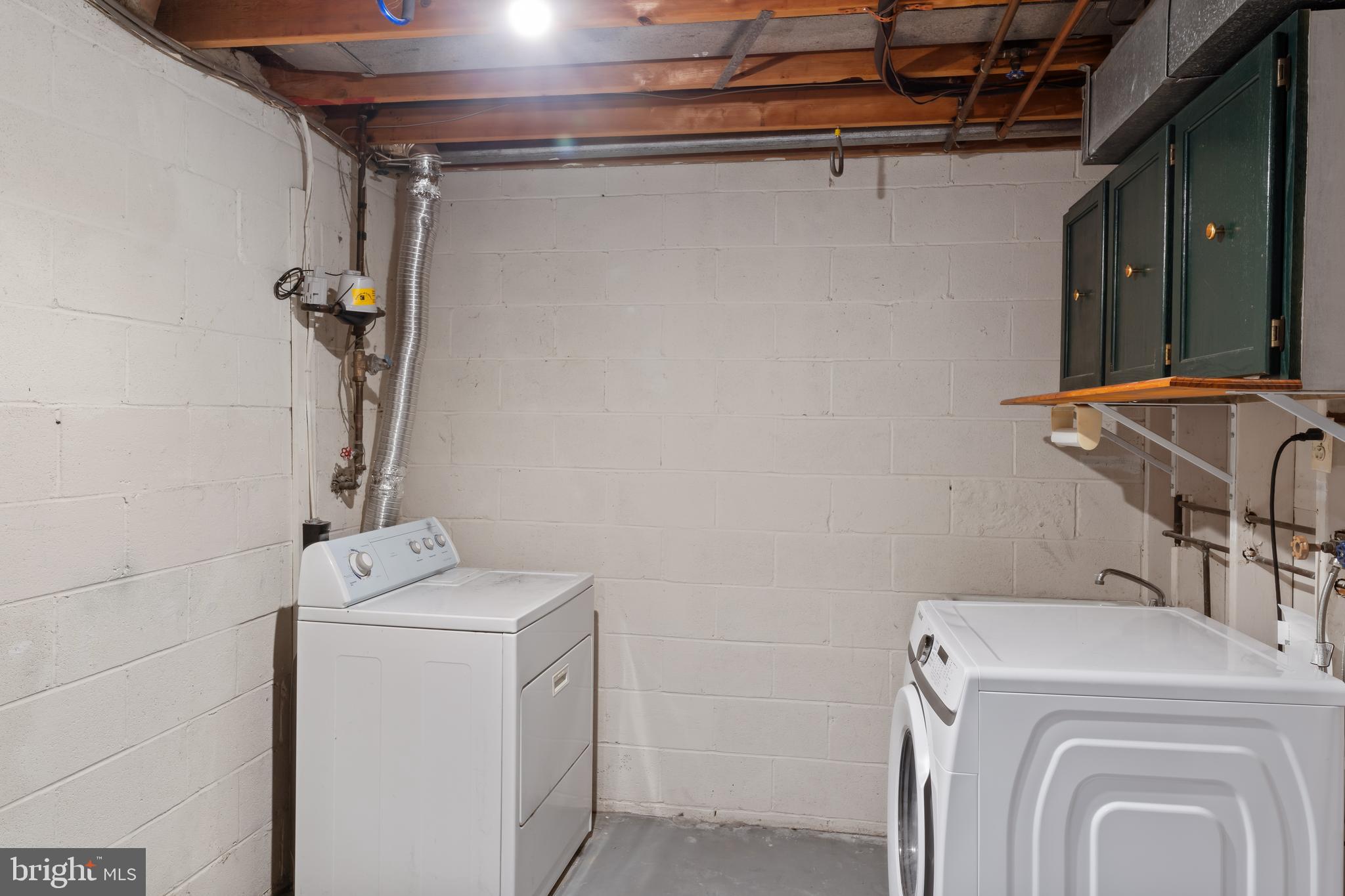 GREENLEAF - Residential Lease