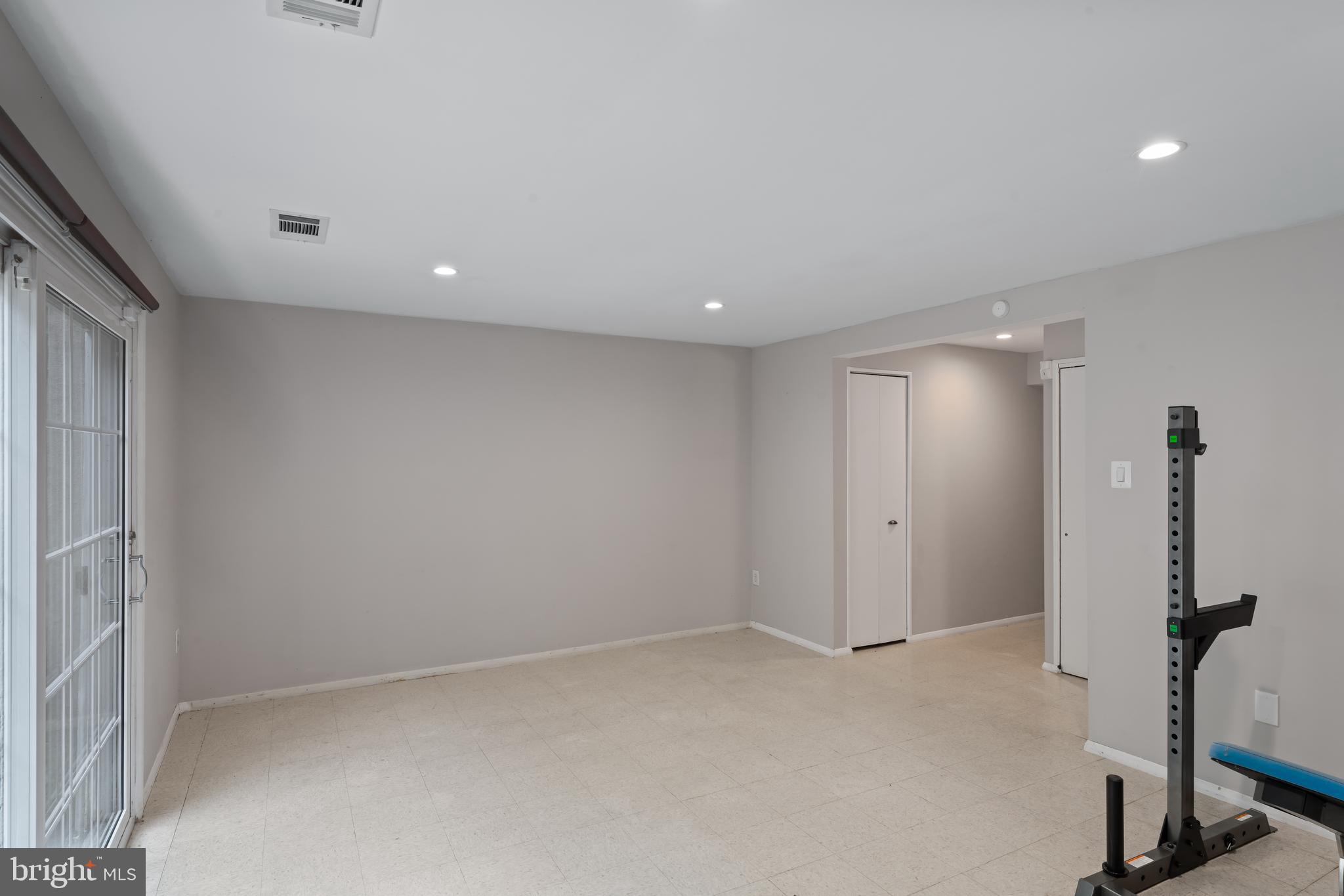 GREENLEAF - Residential Lease