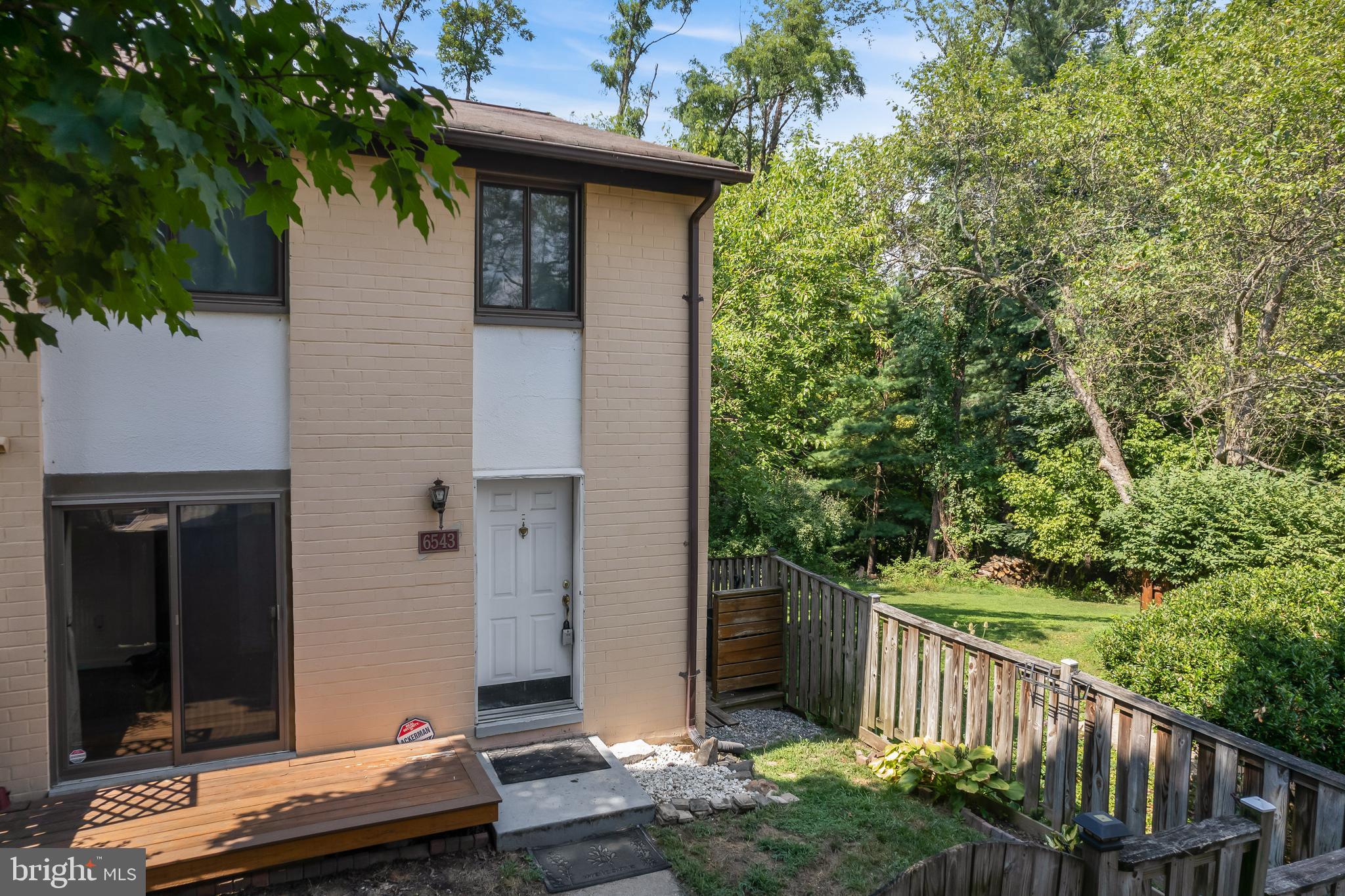 GREENLEAF - Residential Lease