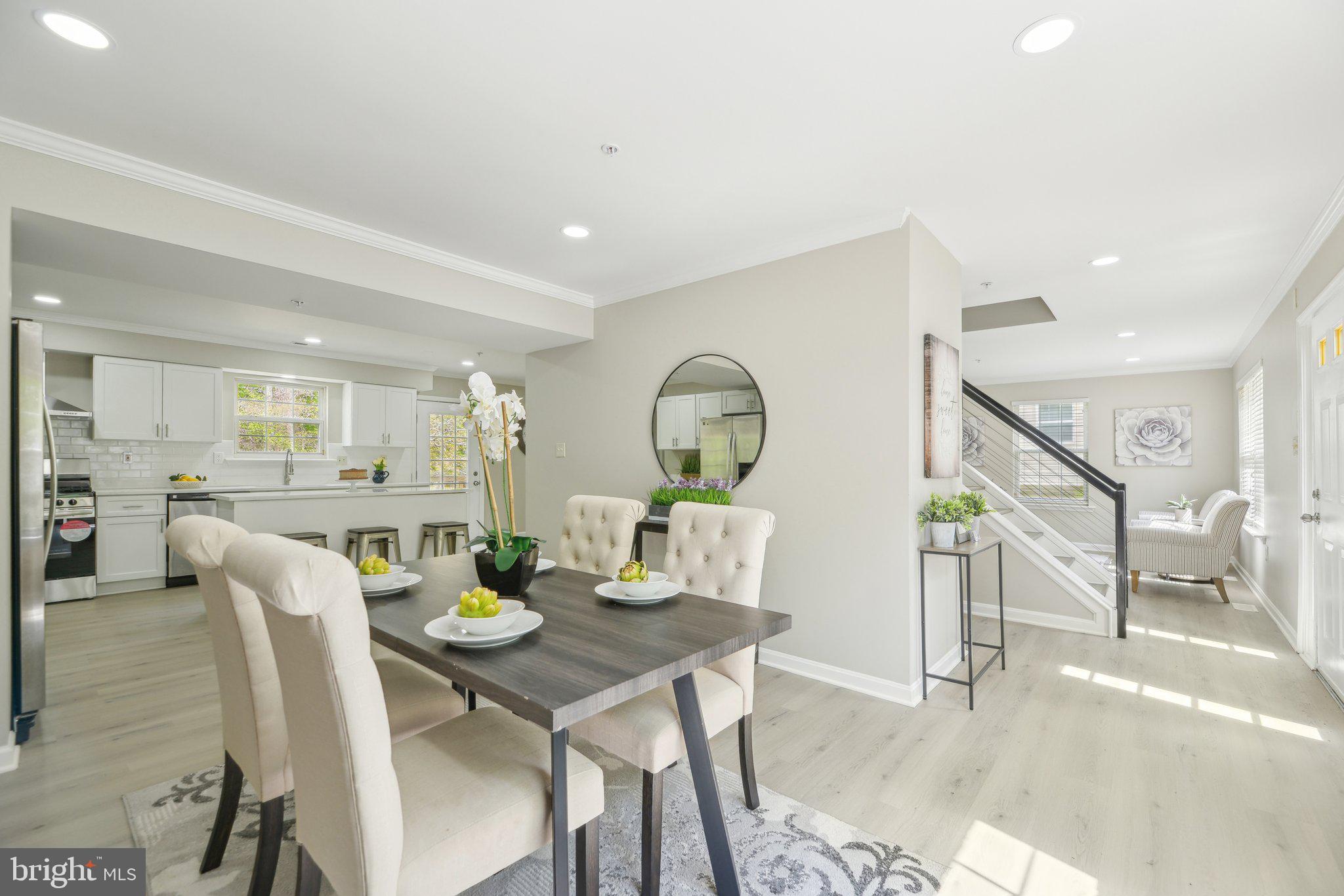 OLD FORT HILLS - Residential