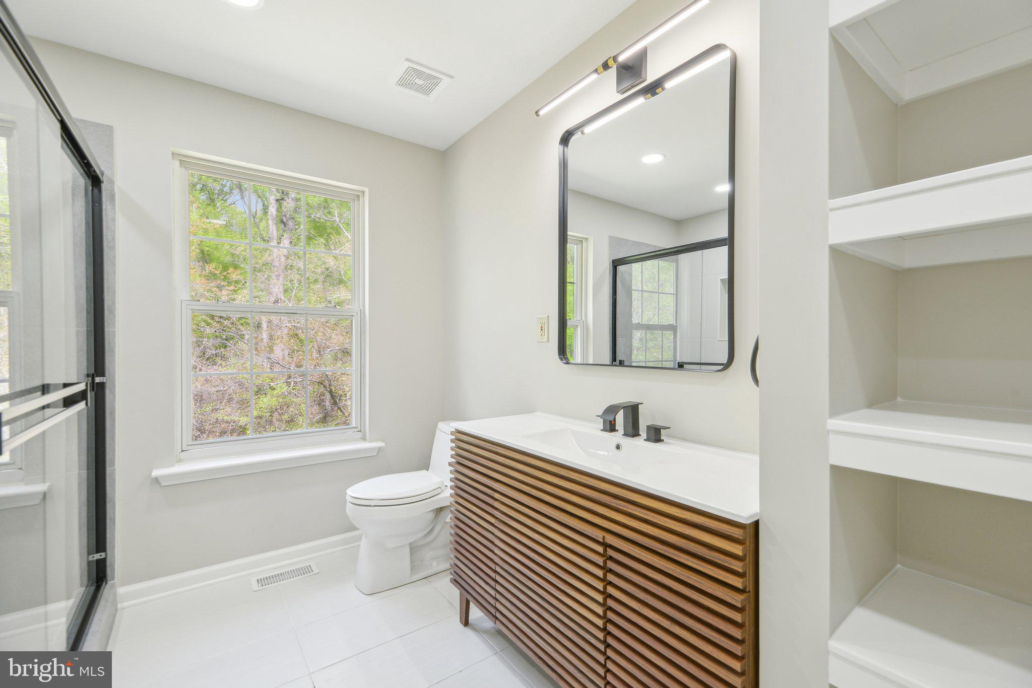 OLD FORT HILLS - Residential