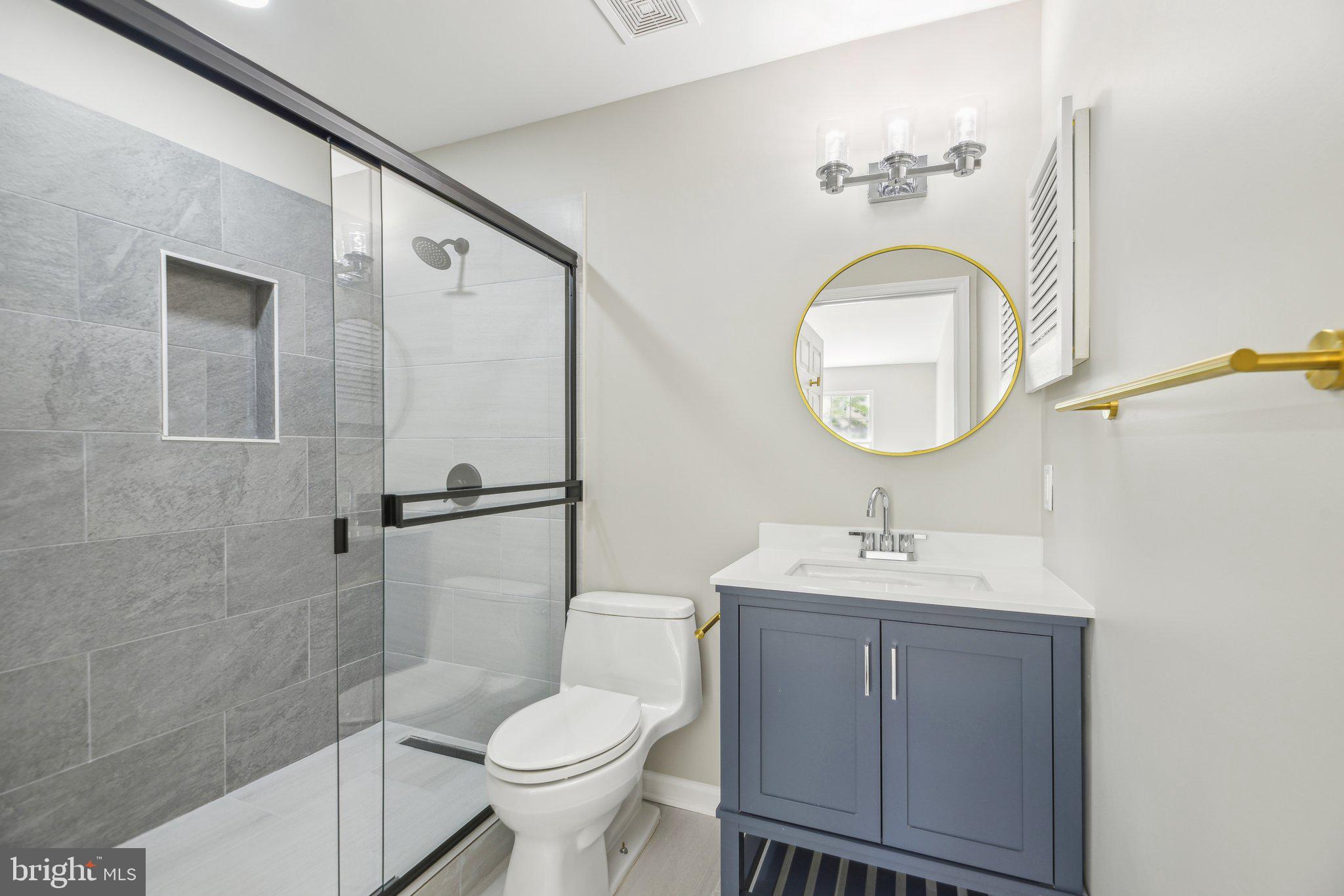 OLD FORT HILLS - Residential