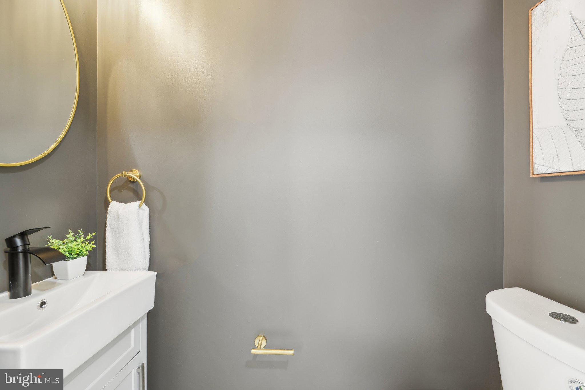 OLD FORT HILLS - Residential