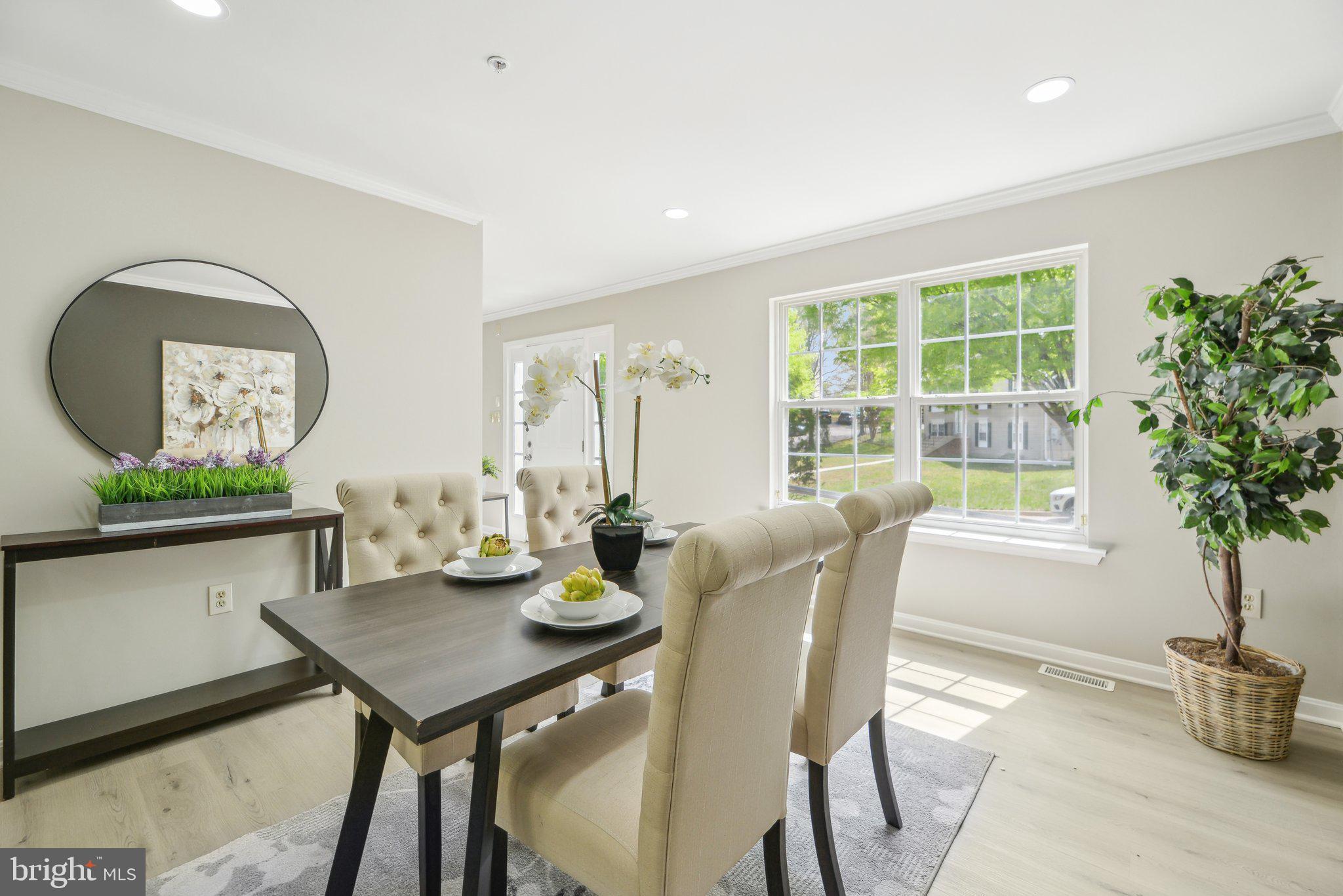 OLD FORT HILLS - Residential