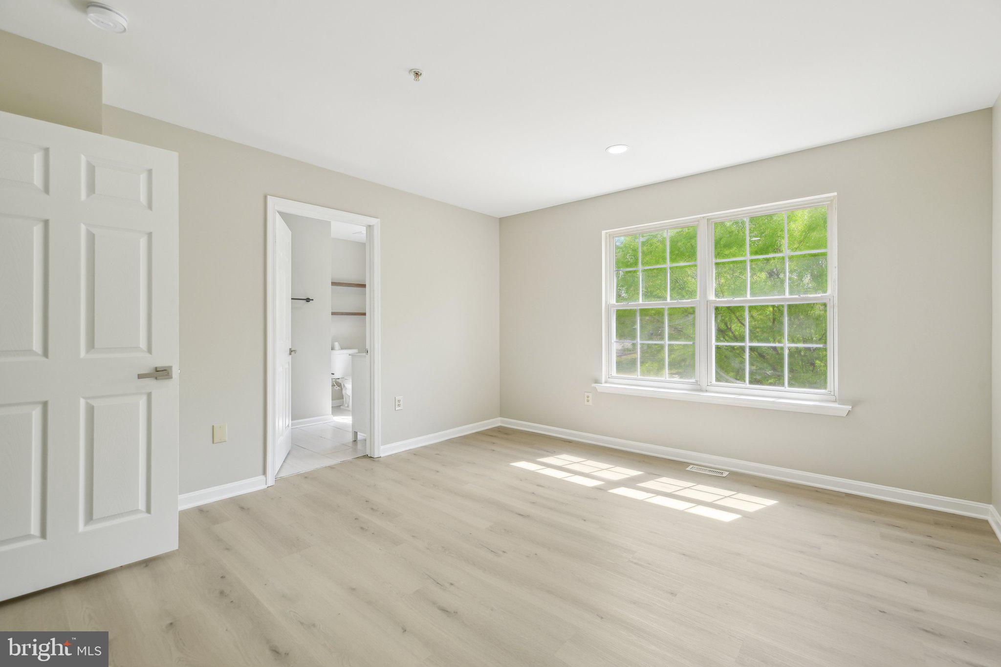 OLD FORT HILLS - Residential