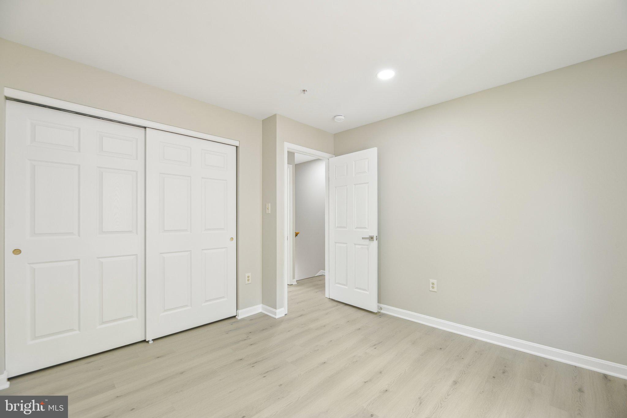 OLD FORT HILLS - Residential