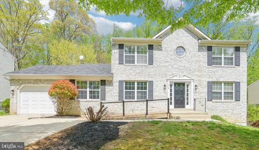 OLD FORT HILLS - Residential