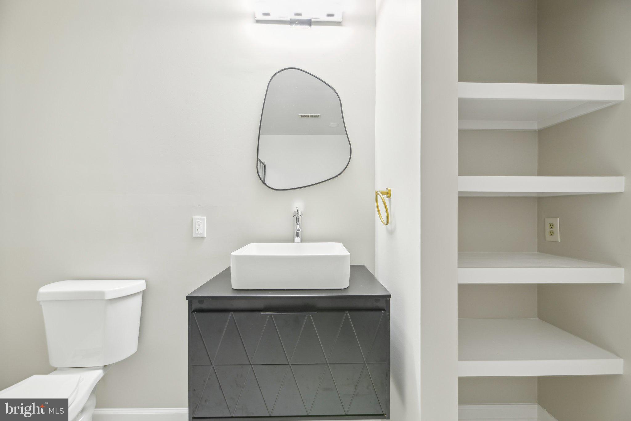 OLD FORT HILLS - Residential