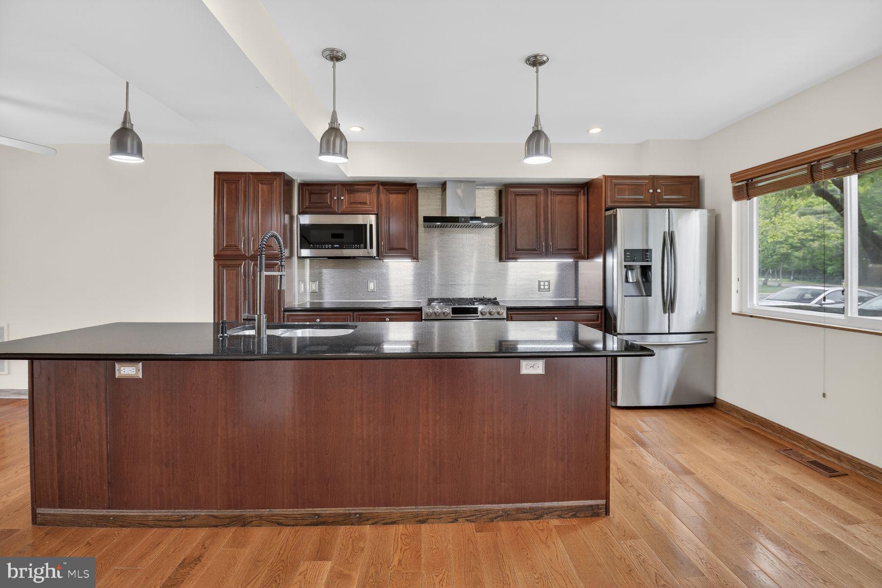 NEW MARK COMMONS - Residential