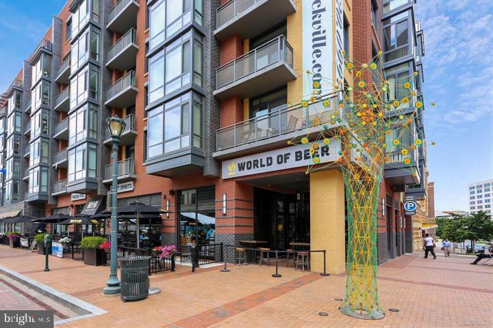 NEW MARK COMMONS - Residential