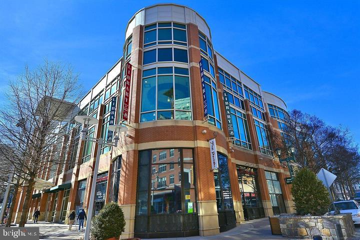 NEW MARK COMMONS - Residential