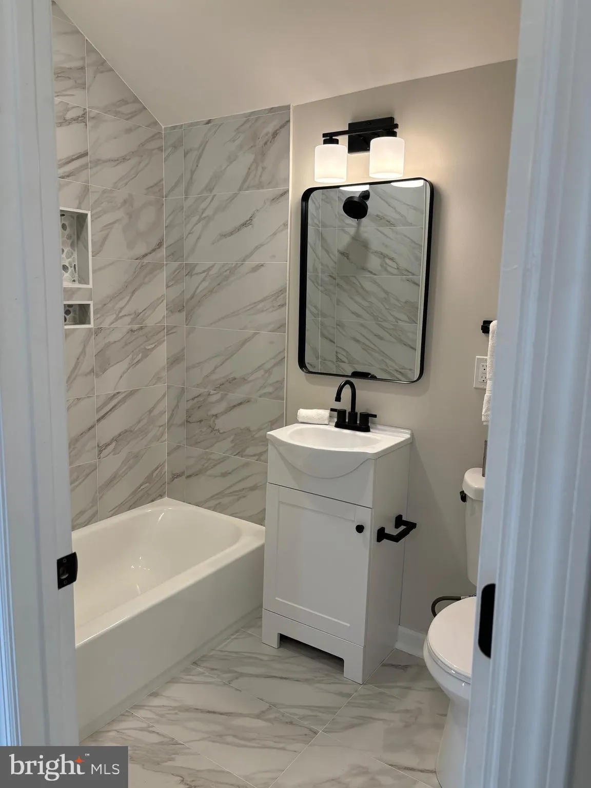 Mullica Hill, New Jersey 08062, United States, 3 Bedrooms Bedrooms, ,3 BathroomsBathrooms,Residential,Pending,23806