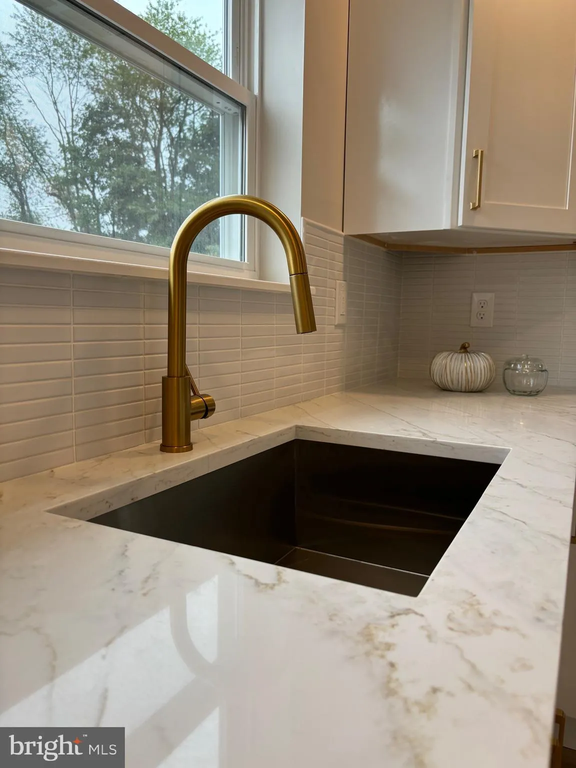 Mullica Hill, New Jersey 08062, United States, 3 Bedrooms Bedrooms, ,3 BathroomsBathrooms,Residential,Pending,23806